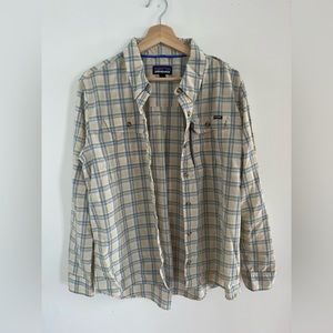Patagonia women’s lightweight work shirt size L